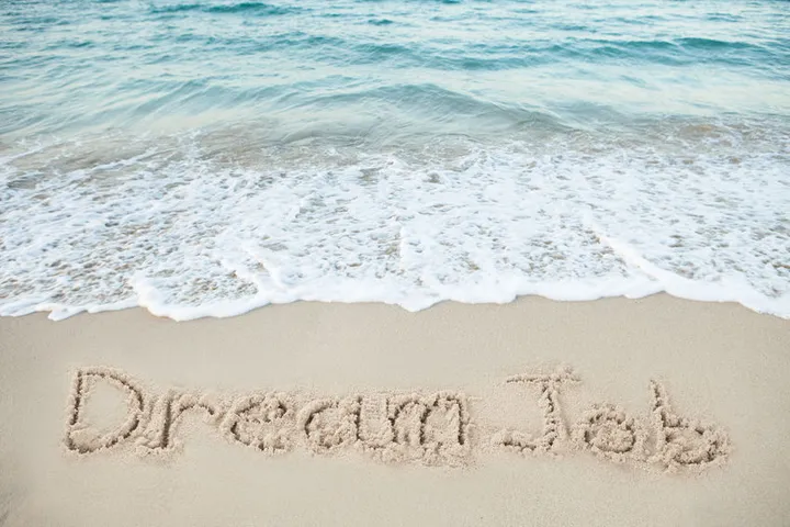 Why Working With a Medical Recruiter Can Land You Your Dream Job